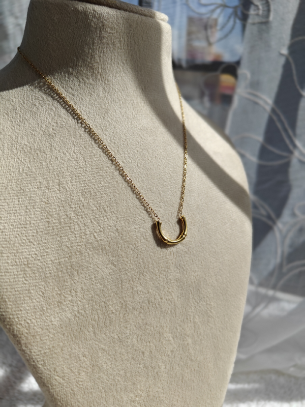HALF MOON NECKLACE