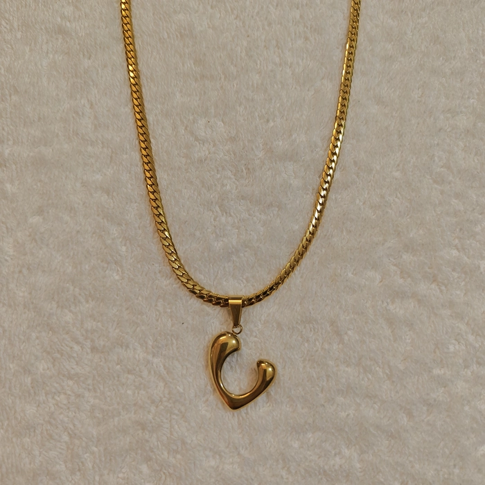 HALF HEART NECKLACE