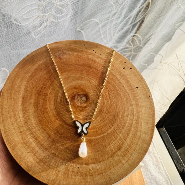 ANNABELLE BUTTERFLY DROP NECKLACE