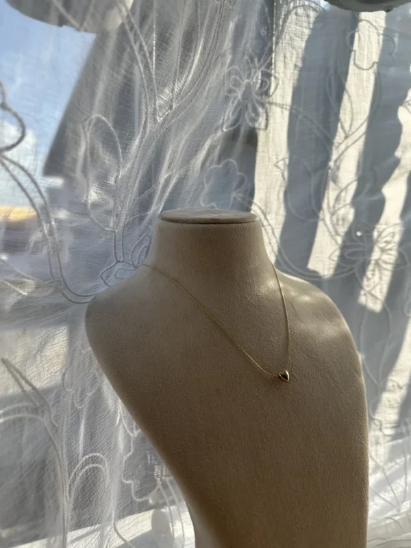 SKARRA TINY HEART NECKLACE