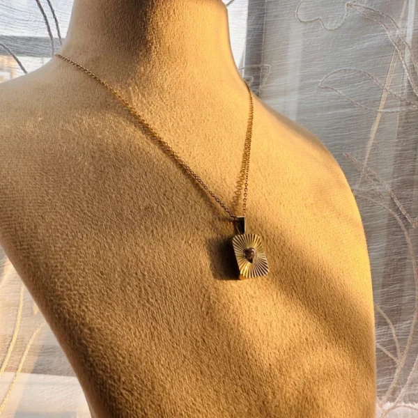 SUN TONE NECKLACE