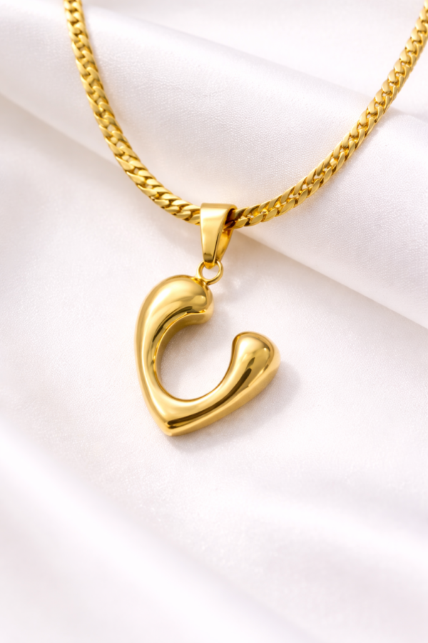 HALF HEART NECKLACE