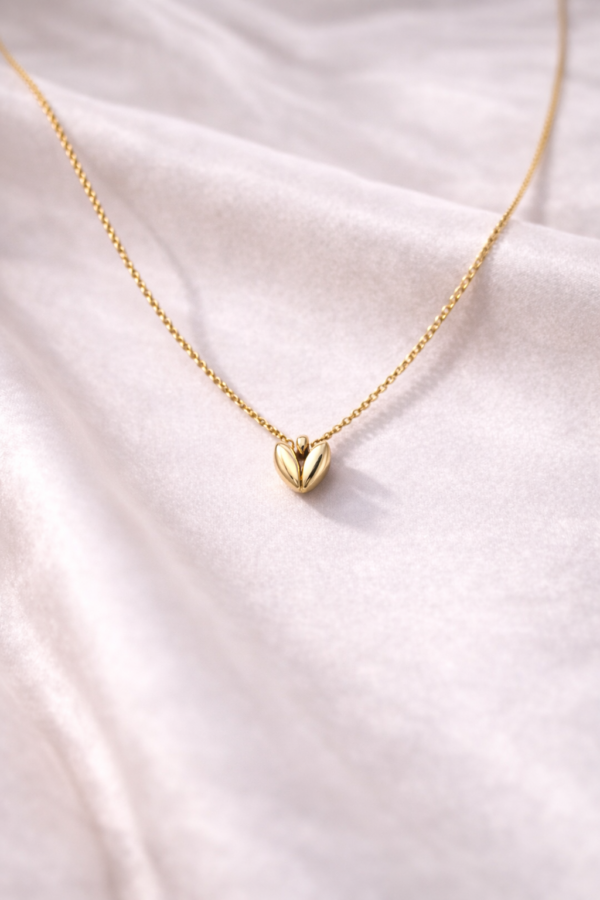 TINY LEAF HEART NECKLACE