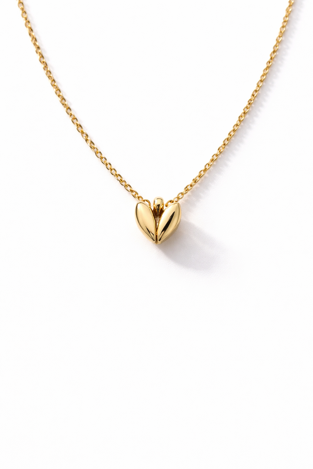 TINY LEAF HEART NECKLACE