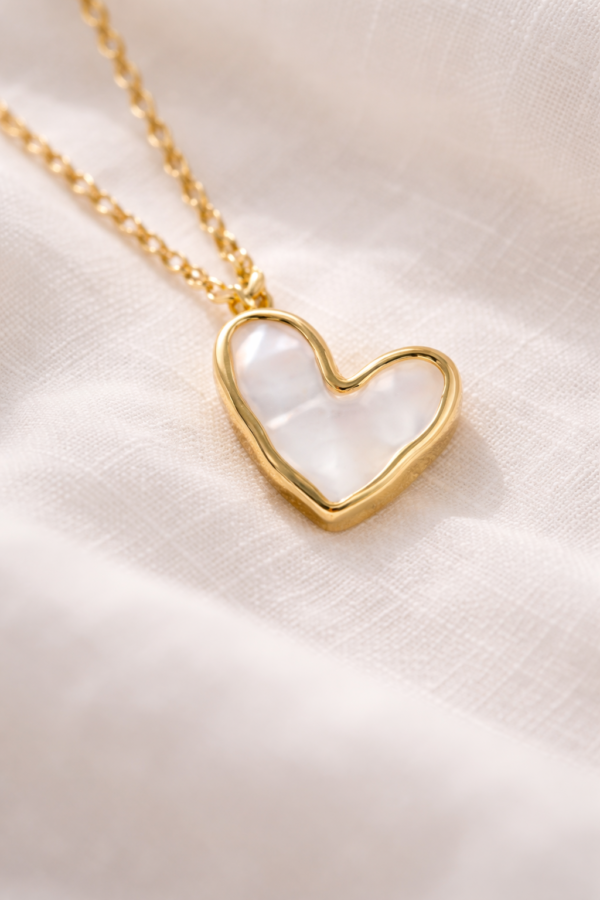 TITLED HEART NECKLACE