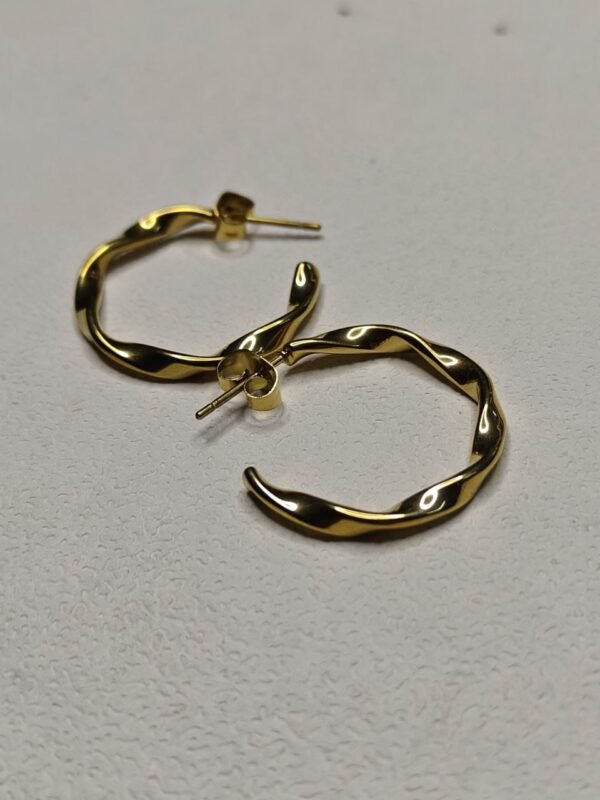 WhatsApp Image 2025-07-07 at 18.01.17_a11b4f03 Aurora Wave Hoops – Sculptural Textured Gold Earrings