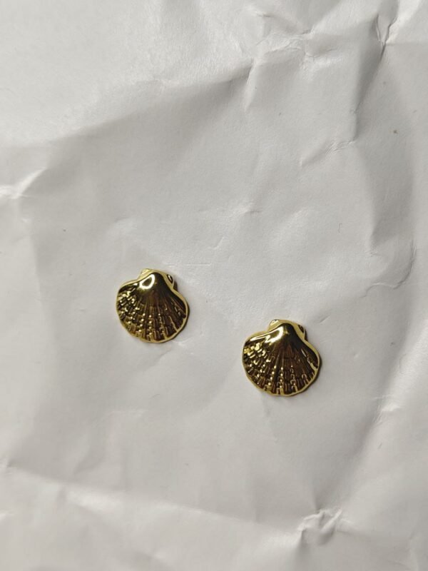 WhatsApp Image 2025-07-07 at 18.43.16_0d8f4e86 Zara Gold Shell Stud Earrings