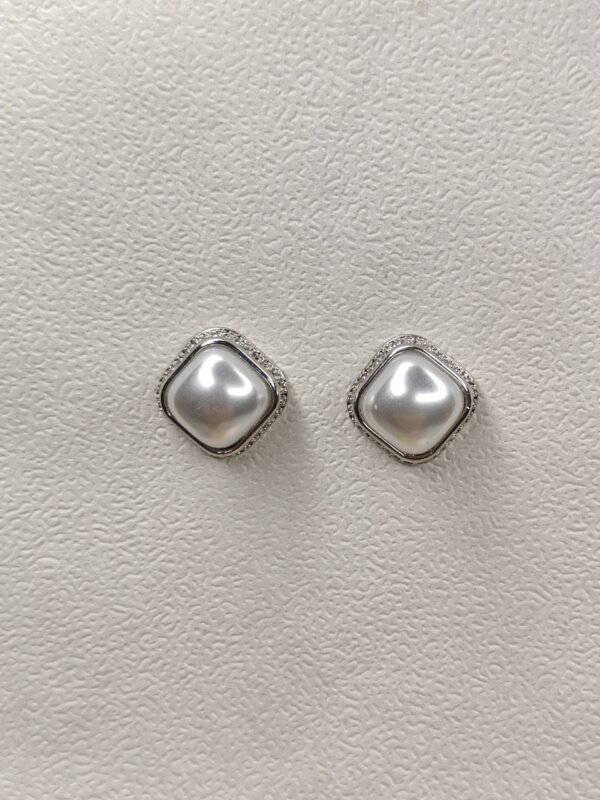 Classic Pearl Cushion Stud Earrings