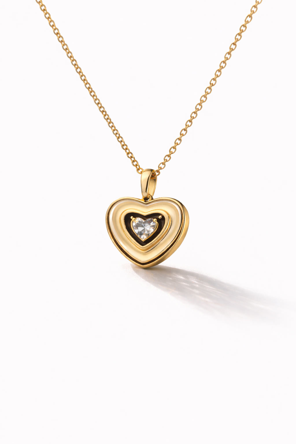 DIAMOND HEART NECLACE