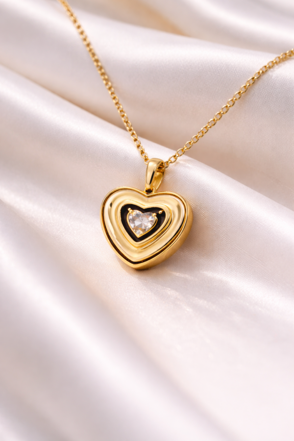 DIAMOND HEART NECLACE